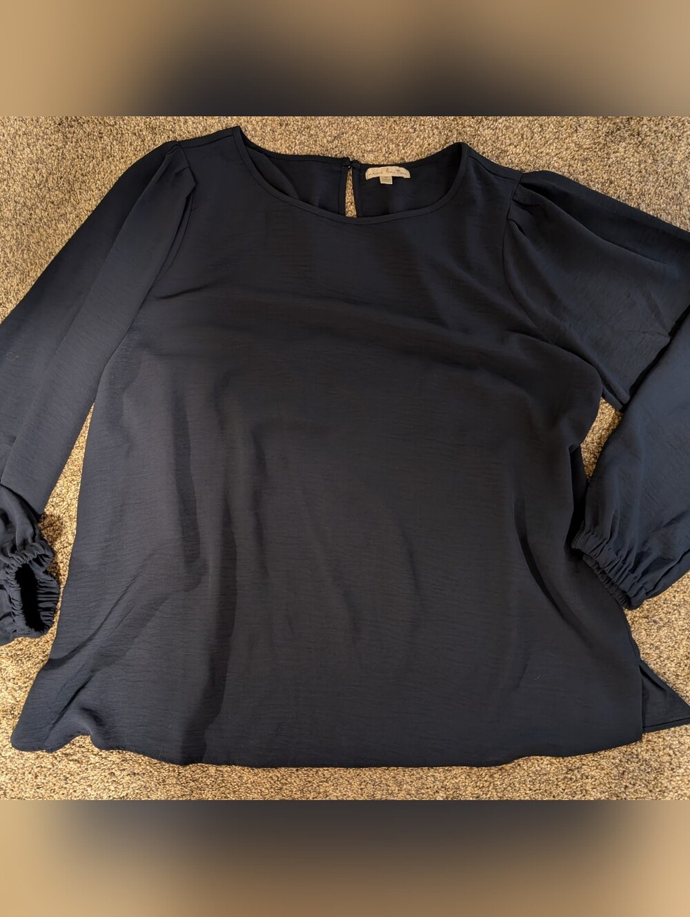 nine britton Navy Long-Sleeve Rounded Neck Blouse Size 1X EUC